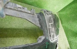 Накладка переднего бампера для Mitsubishi Pajero Sport 2024 года на фотографиях