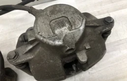 Суппорт задний левый для Mercedes-Benz E class на фотографиях