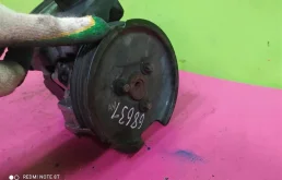 Насос ГУР для Mercedes-Benz Sprinter на фотографиях