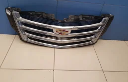 Решетка радиатора для Cadillac Escalade на фотографиях