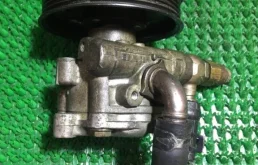 Насос ГУР (1J0422154B) для Volkswagen Golf IV (Typ 1J) Хэтчбек 1997-2006