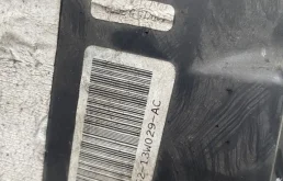 Фары для Land Rover Freelander 2007 года на фотографиях