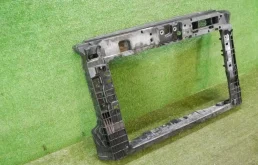 Панель радиатора (телевизор) для Skoda Rapid 2021 года на фотографиях