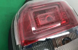 Фонарь правый для Subaru Forester 2013 года на фотографиях