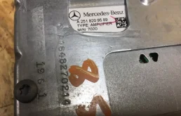 Магнитола для Mercedes-Benz GL class на фотографиях