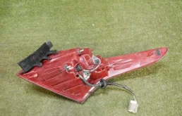 Фонарь левый для Hyundai Solaris 2019 года на фотографиях