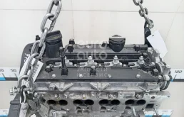 Двигатель без навесного для Kia Carnival 2022 года на фотографиях