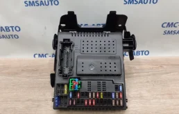 CEM Центральный электронный модуль для Volvo XC90 2011 года на фотографиях