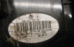 Фонарь внешний левый для Volkswagen Tiguan 2019 года на фотографиях