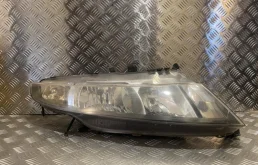 Фара правая для Honda Civic на фотографиях