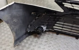 Противотуманка (ПТФ) передняя правая для Toyota Alphard 2024 года на фотографиях