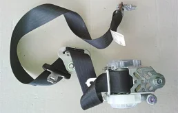 Ремень безопасности передний левый для Subaru Forester на фотографиях