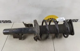 стойка передняя правая для Volvo C30 MK 2006-2013