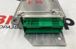 Блок SRS для BMW X5 на фотографиях