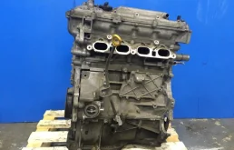 Двигатель без навесного для Toyota RAV4 2014 года на фотографиях