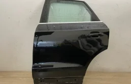 Двери для Audi Q3 на фотографиях