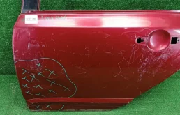 Дверь передняя левая для Honda Civic на фотографиях