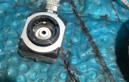 Блок розжига ксенона для Toyota RAV4 2017 года на фотографиях