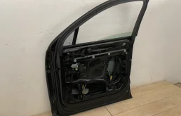 Двери для Audi Q7 2018 года на фотографиях