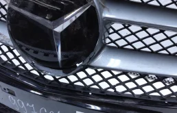 Бампер передний для Mercedes-Benz A class на фотографиях