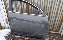 Двери для Opel Insignia 2016 года на фотографиях