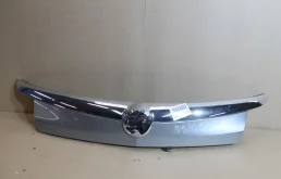 Накладка двери багажника для Opel Insignia 2014 года на фотографиях