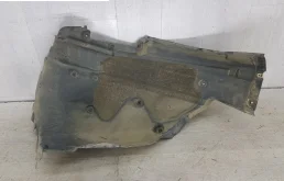 Подкрылок передний правый для BMW 7er 2017 года на фотографиях