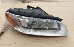 Фара ксенон правая для Volvo S80 на фотографиях