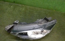 Фара левая для Mazda CX 5 2011 года на фотографиях