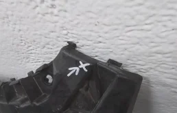 Кронштейн заднего бампера левый для BMW 5er 2018 года на фотографиях