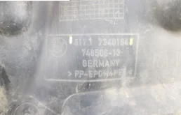 Подкрылок передний правый для BMW 7er 2017 года на фотографиях