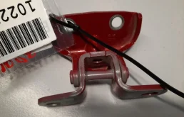 Стекла и зеркала для Hyundai i40 2017 года на фотографиях