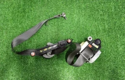 Ремень безопасности передний левый для Kia Rio 2014 года на фотографиях