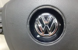 Подушка безопасности водителя для Volkswagen Touareg на фотографиях