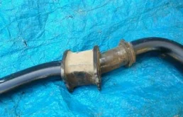 Стабилизатор поперечной устойчивости передний для Mitsubishi Pajero на фотографиях