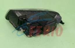 Фара правая для Volkswagen Touareg I (7L) 2002-2010