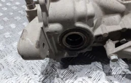 Редуктор переднего моста для Kia Sorento 2005 года на фотографиях