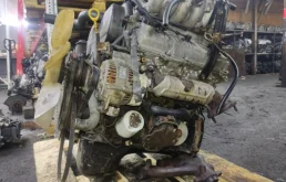 Двигатель для Toyota Land Cruiser 1997 года на фотографиях