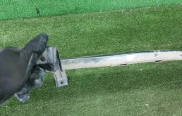 Усилитель бампера задний нижний для Hyundai Solaris 2014 года на фотографиях