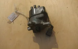 Трамблер для Honda CR-V 2000 года на фотографиях