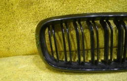 Решетка радиатора левая для BMW X6 на фотографиях