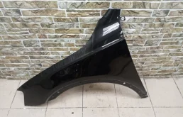 Крылья для Audi Q3 2013 года на фотографиях