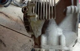 Раздатка для Nissan X-Trail 2001 года на фотографиях