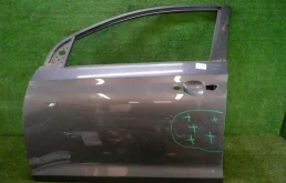 Дверь передняя левая для Hyundai Solaris 2021 года на фотографиях