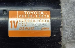 Стартер для Toyota RAV4 2012 года на фотографиях