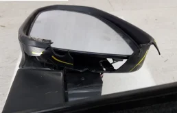 Зеркало боковое левое для Toyota RAV4 2014 года на фотографиях