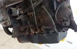 Двигатель для Jeep Liberty 2005 года на фотографиях