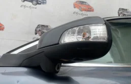 Зеркальный элемент левый для Volvo S60 на фотографиях