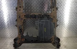 Подрамник двигателя для Suzuki Grand Vitara на фотографиях