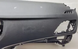 Накладка панели приборов для Hyundai Solaris 2020 года на фотографиях